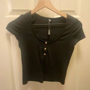 Victoria’s Secret gym crop top
